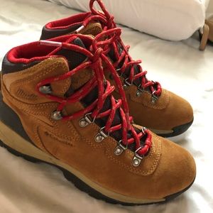 Columbia Brown Hiking Boots